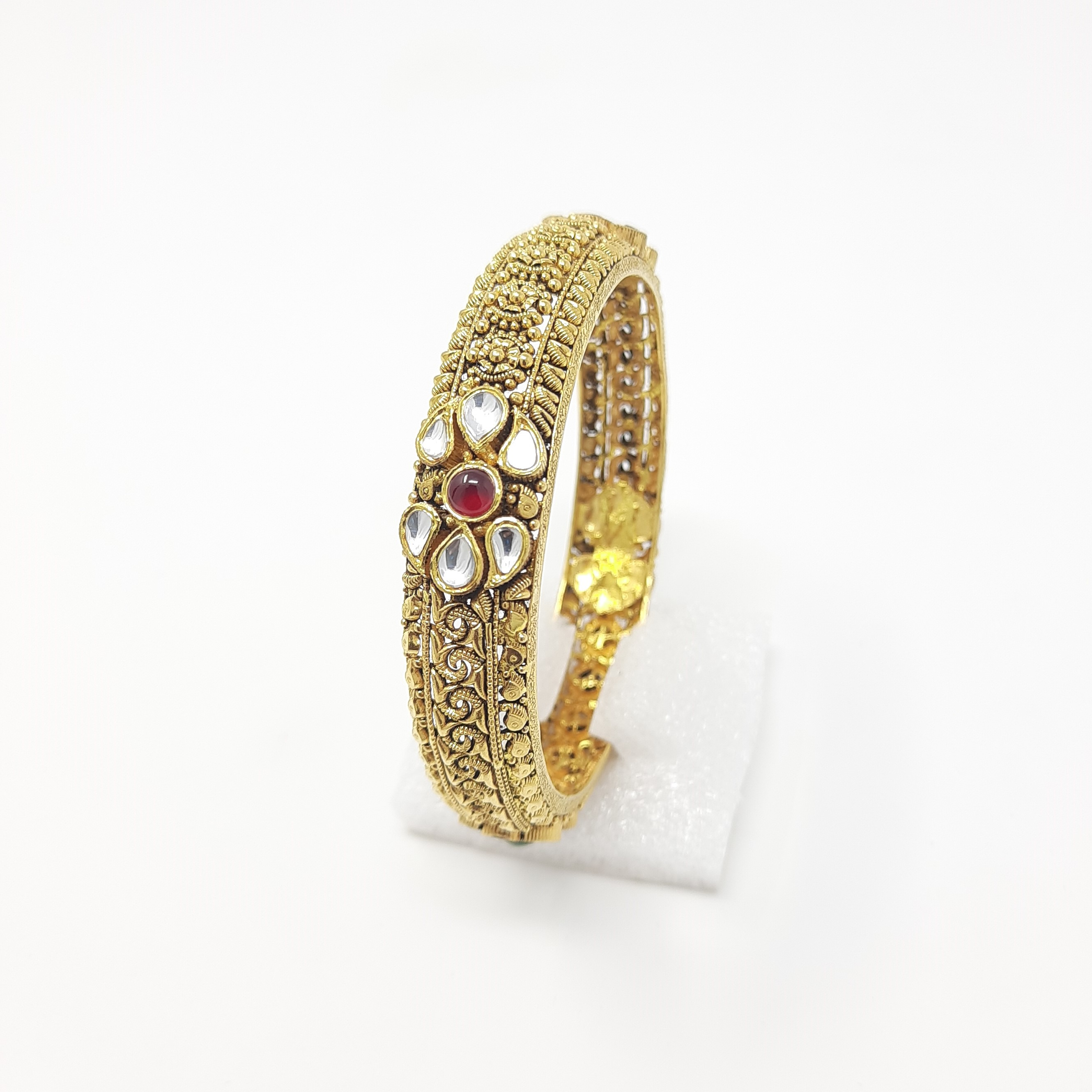Best BANGLES Jewellery Collections in Kerala Chungath Jewellery