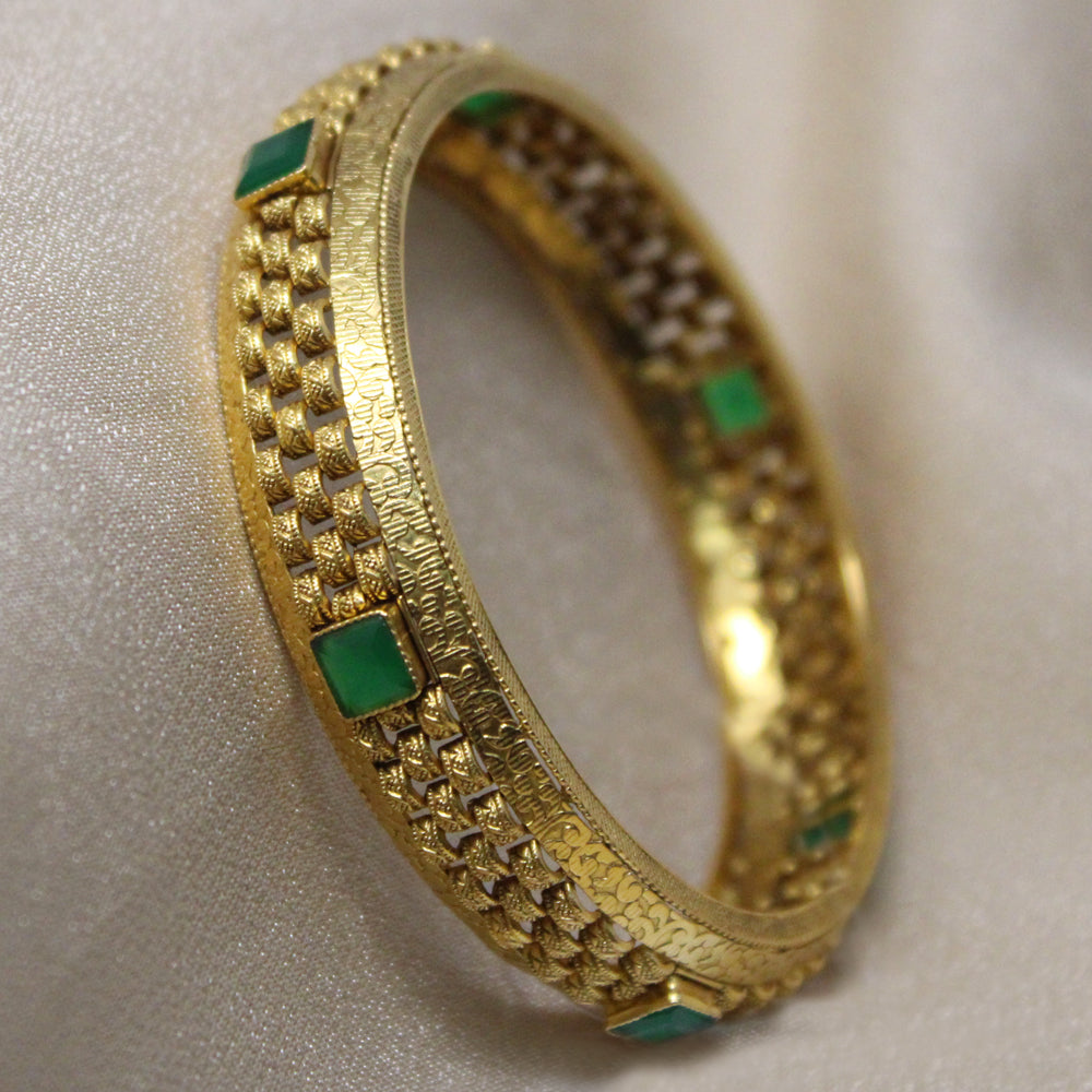 Green Stone Net Type Bangle