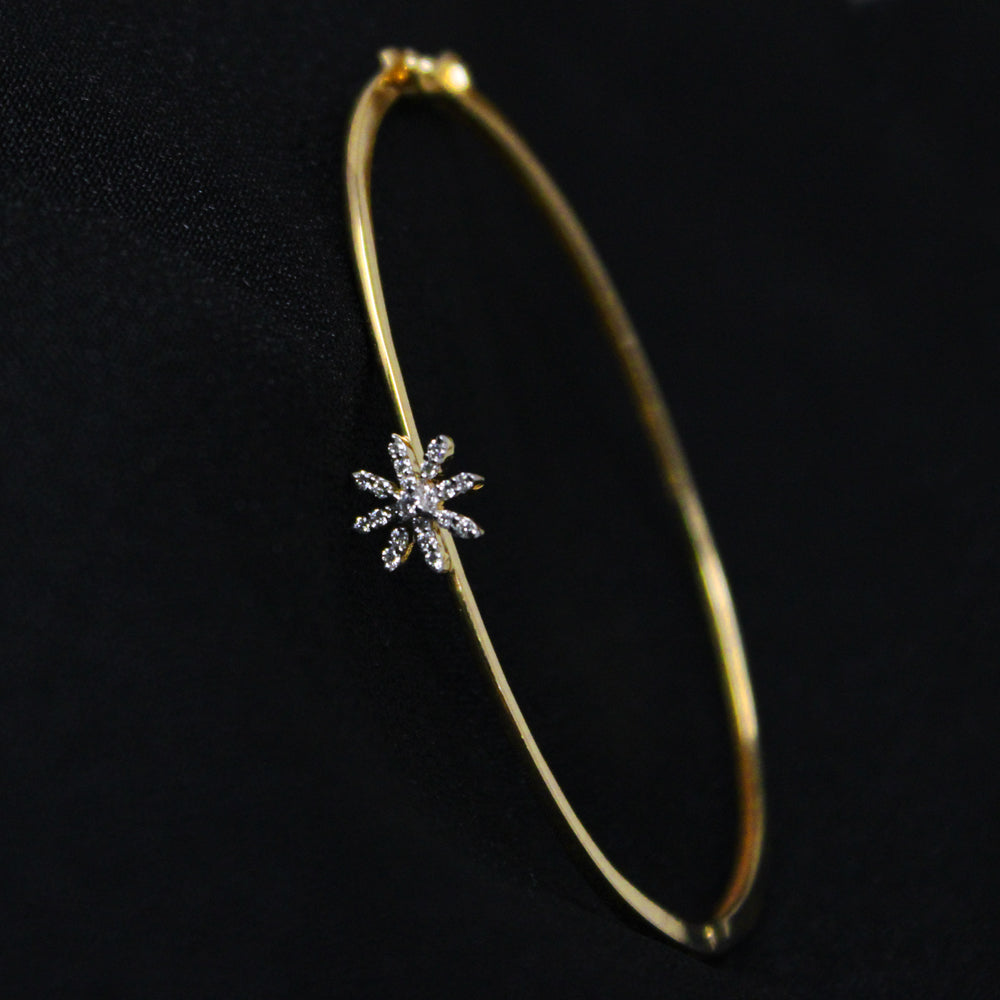 Single Star Diamond Bangle