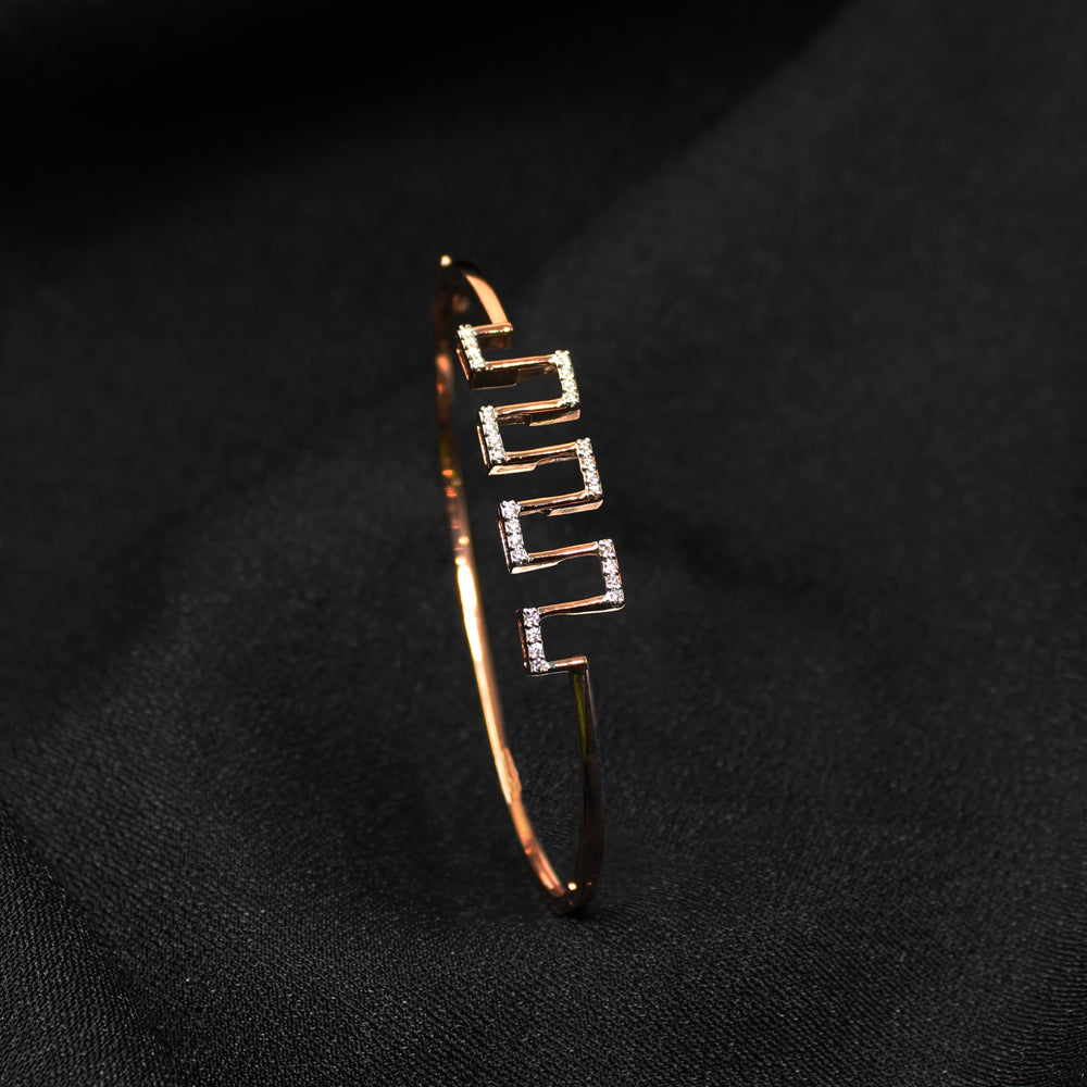 Wall Shape Diamond Bangle