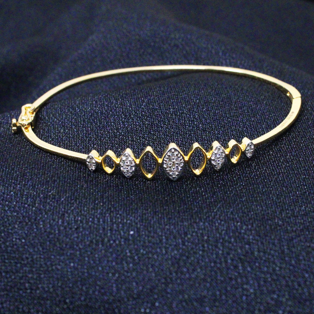 Eye Shape Bangle