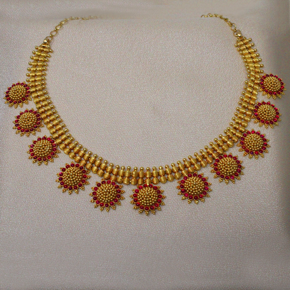Flower Necklace With Res Stone