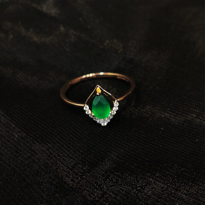 Emerald Stone Diamond Finger Ring