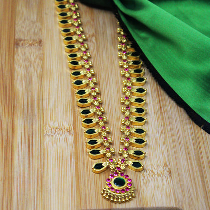 Nagapadam Necklace