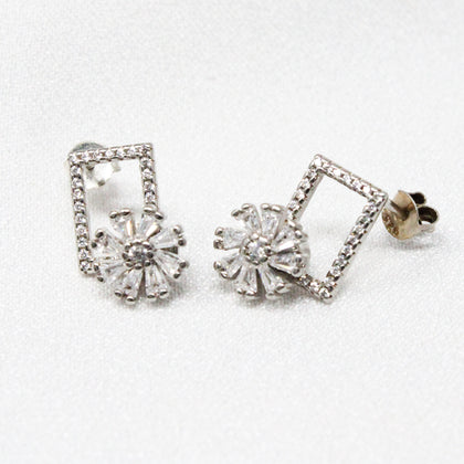 Box shape Flower Rotating silver Earring