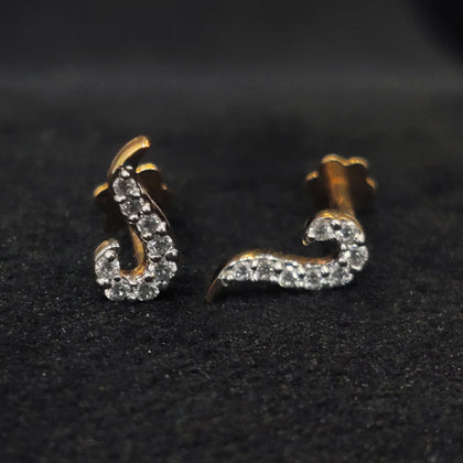 Coma Symbol Diamond Second Stud