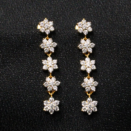 Star Hanging Diamond Stud