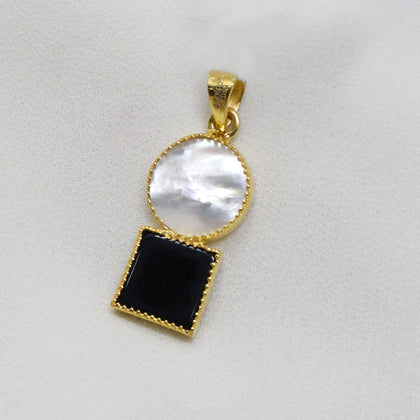 Black & White Pendant