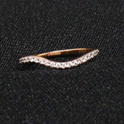 Wave Diamond Ring