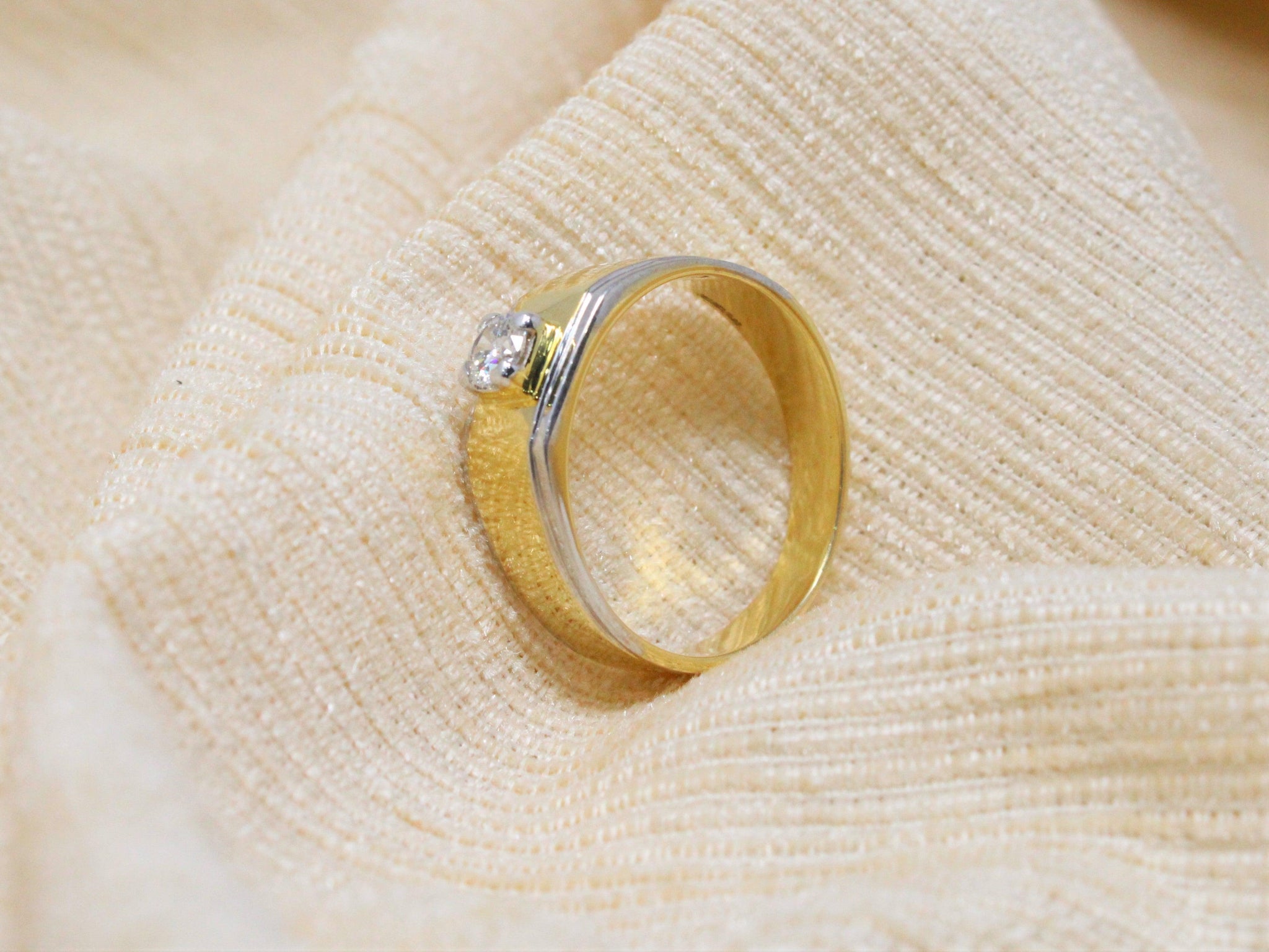 Single Stone Diamond Ring
