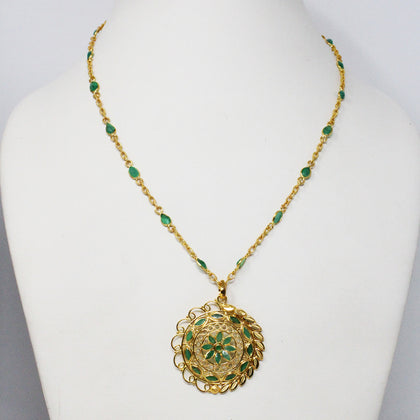 Green Stone Chain With Pendant