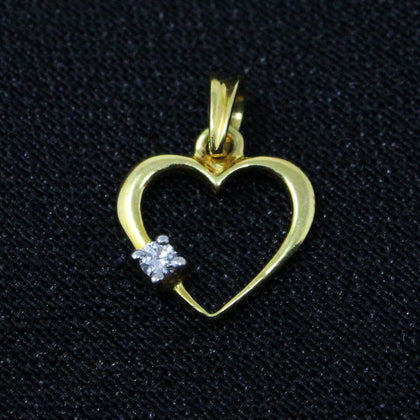 Single Stone Heart Shape Pendant
