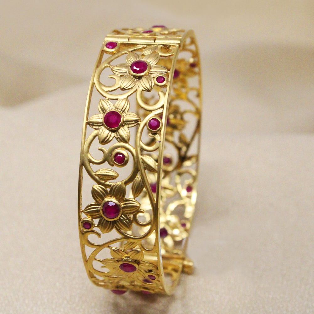 Red Stone Flower Bangle