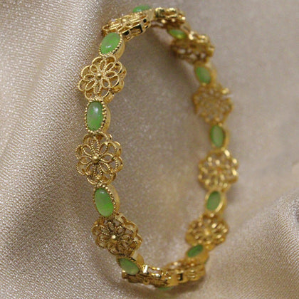 Green Stone Flower Bangle