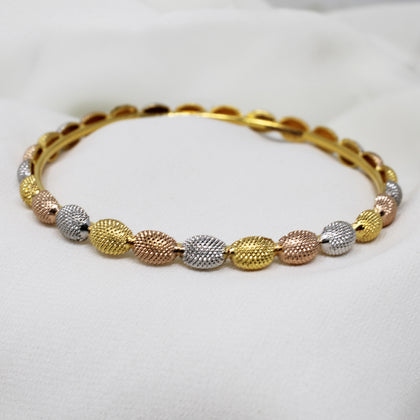 Golden Oval Ball Bangle